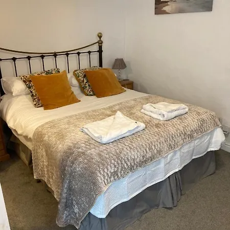 Apartment The Granary At Bissick Old Mill Truro